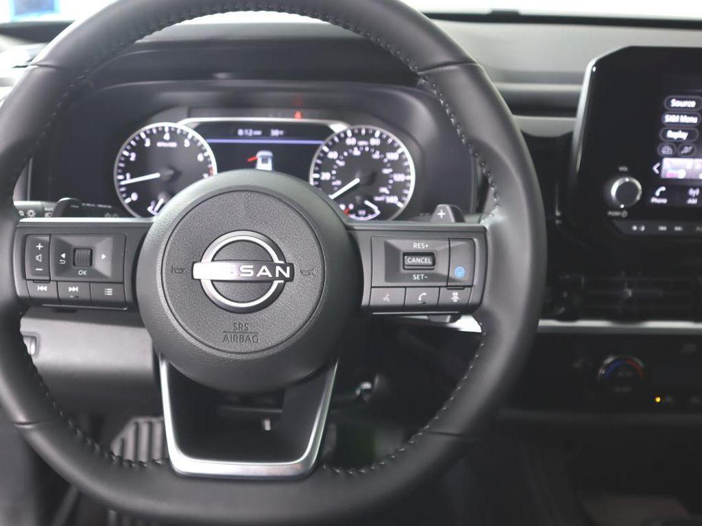 new 2025 Nissan Pathfinder car, priced at $35,812