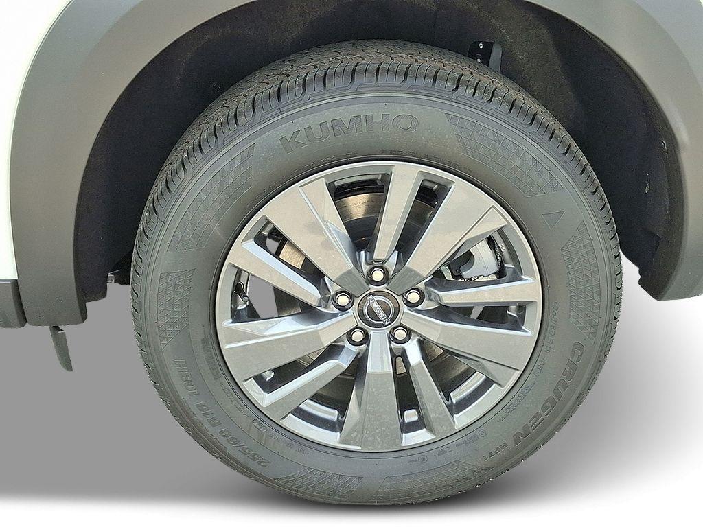 new 2025 Nissan Pathfinder car, priced at $35,812