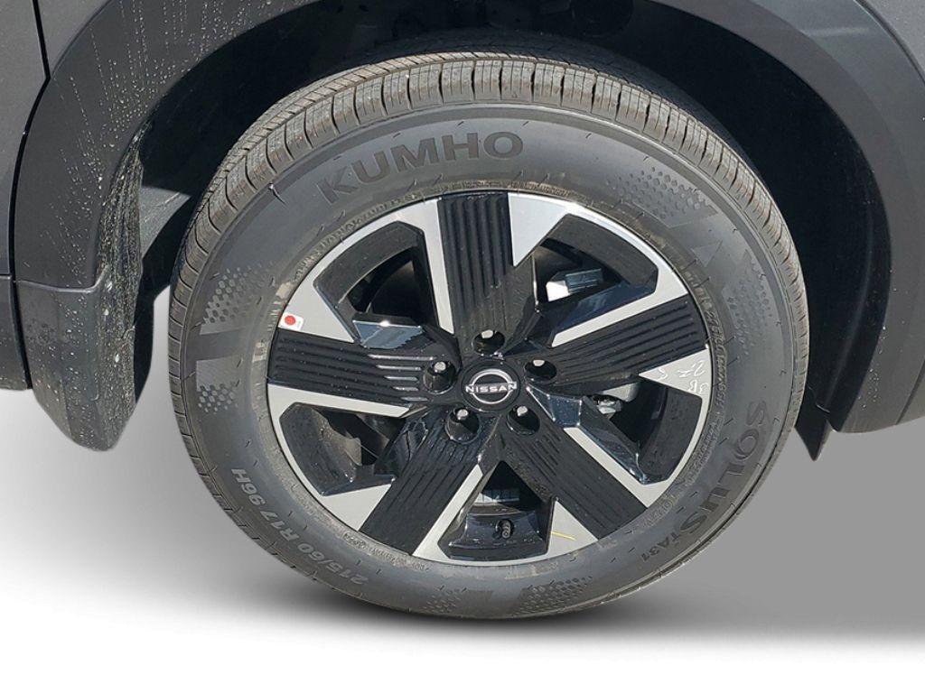 new 2025 Nissan Kicks car, priced at $26,418