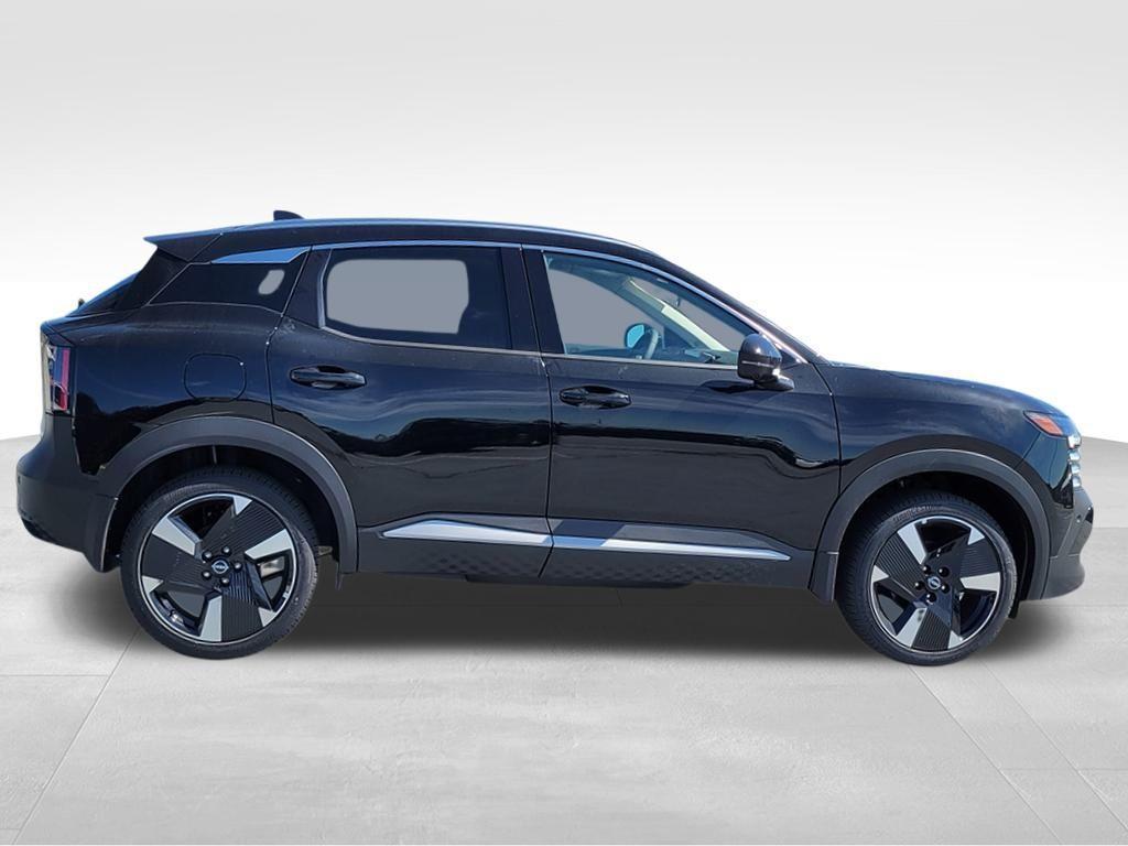 new 2025 Nissan Kicks car, priced at $28,700