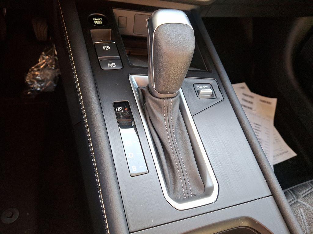 new 2025 Nissan Kicks car, priced at $27,313