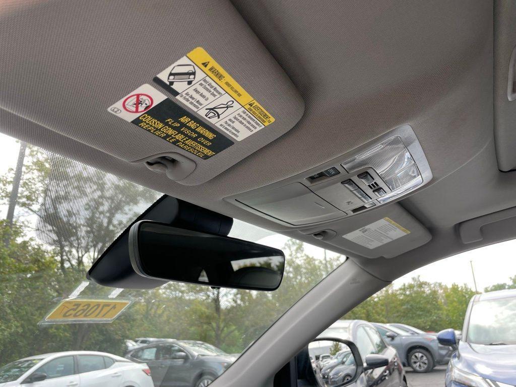 used 2018 Toyota Highlander car, priced at $18,612