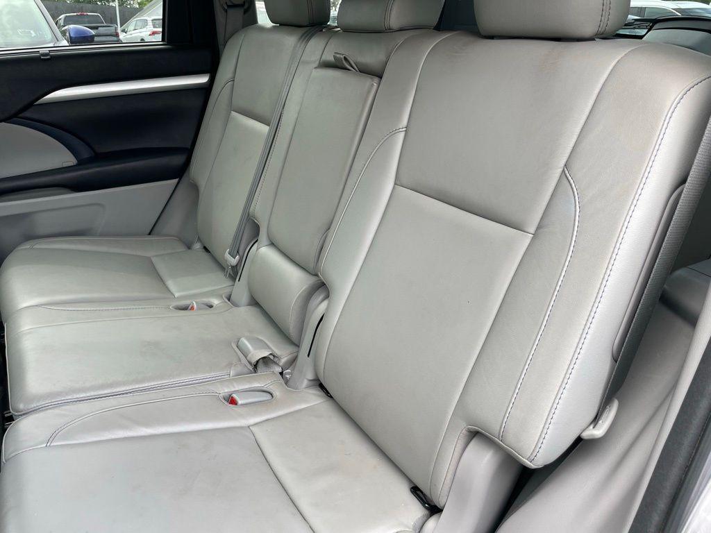 used 2018 Toyota Highlander car, priced at $18,988
