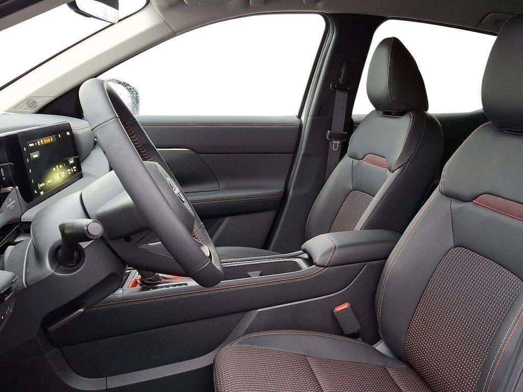 new 2025 Nissan Kicks car, priced at $30,851