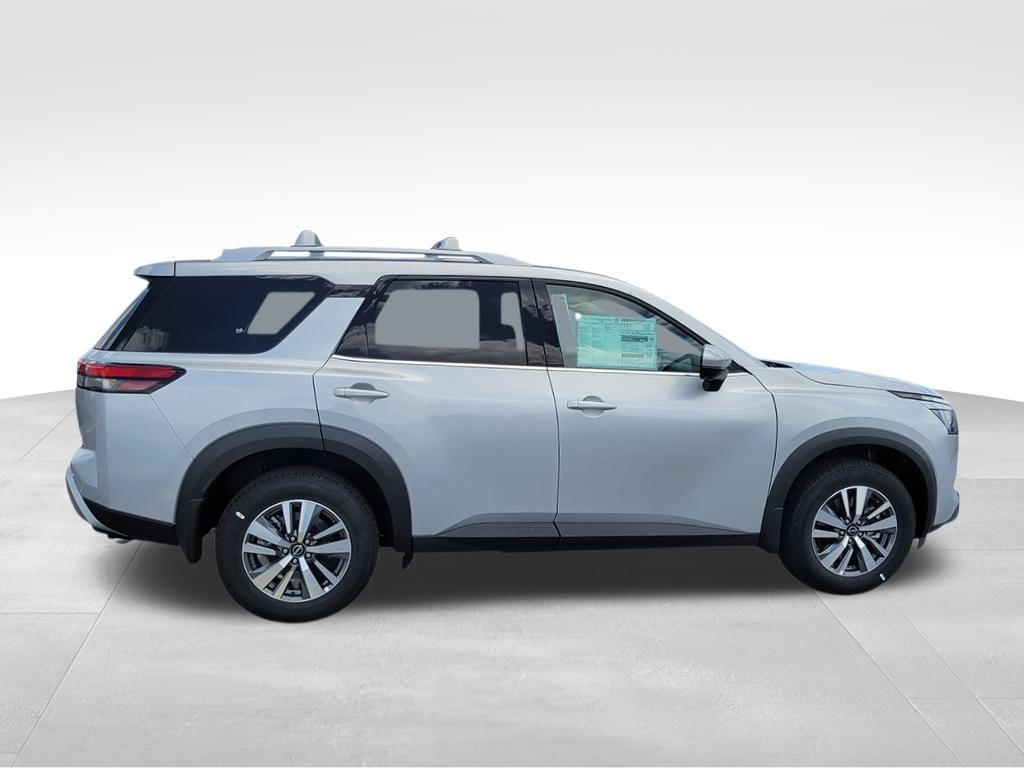 new 2025 Nissan Pathfinder car, priced at $43,800