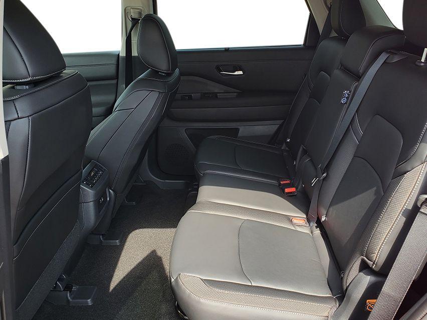 new 2025 Nissan Pathfinder car, priced at $40,692
