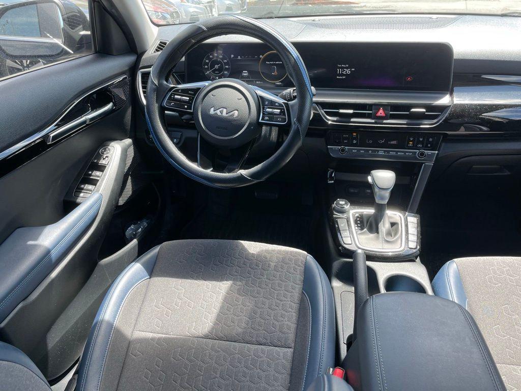 used 2024 Kia Seltos car, priced at $24,400