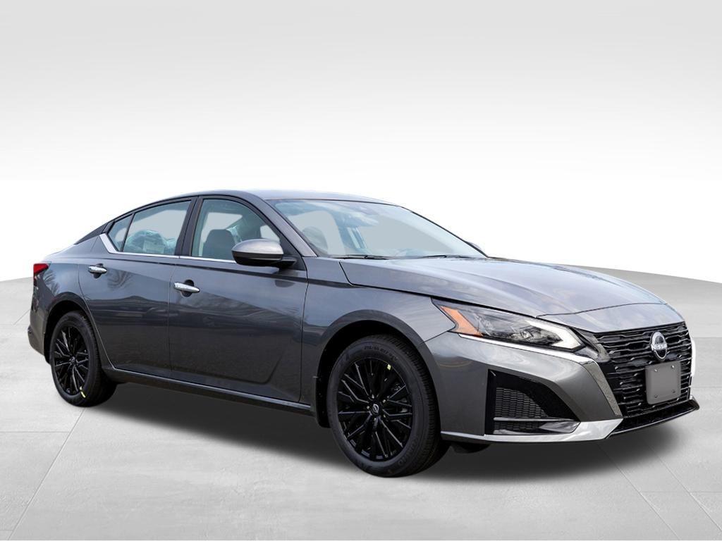 new 2025 Nissan Altima car, priced at $30,400
