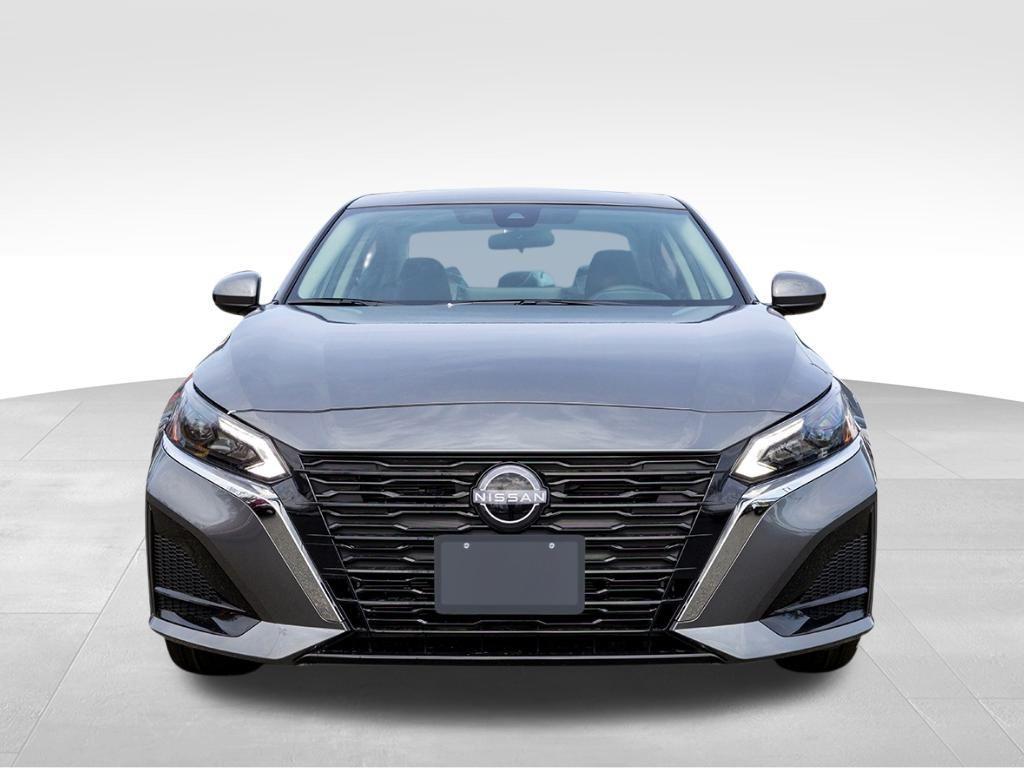 new 2025 Nissan Altima car, priced at $30,400