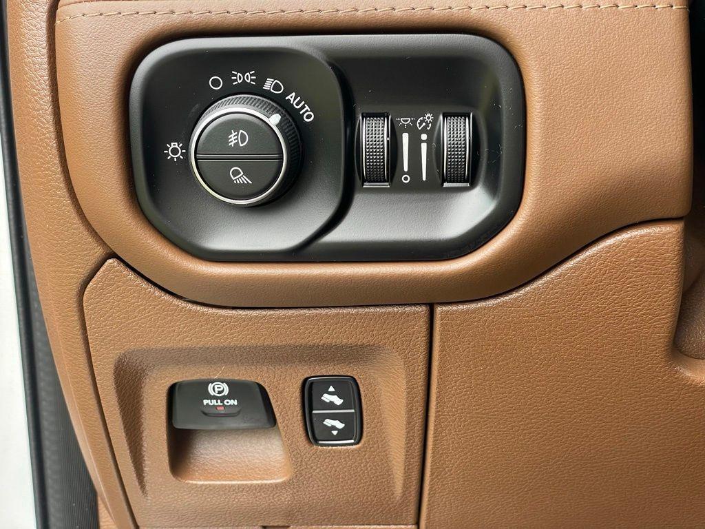 used 2022 Ram 1500 car, priced at $46,550