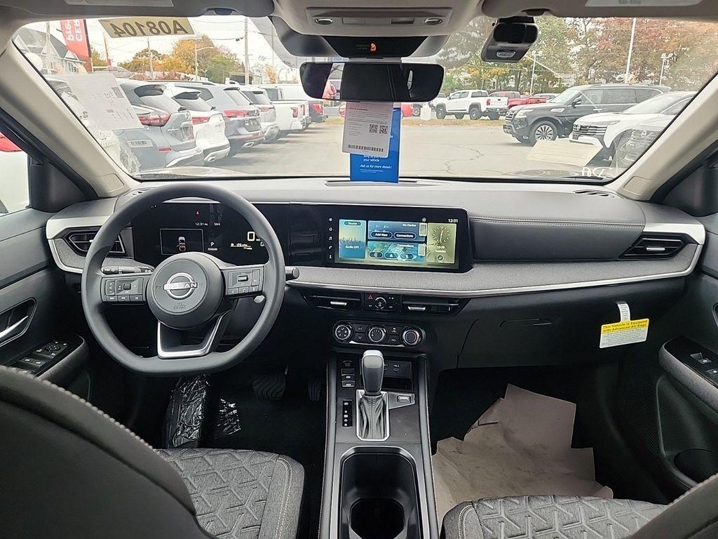 new 2025 Nissan Kicks car, priced at $29,273