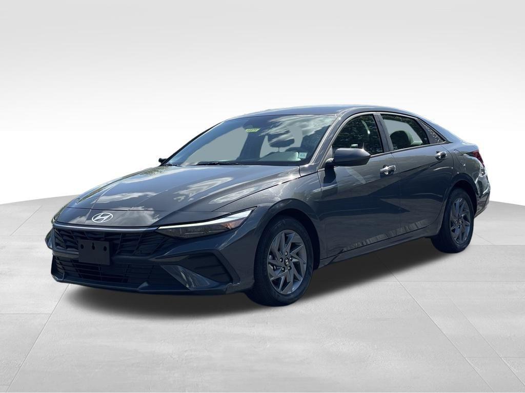 used 2024 Hyundai Elantra car, priced at $21,471