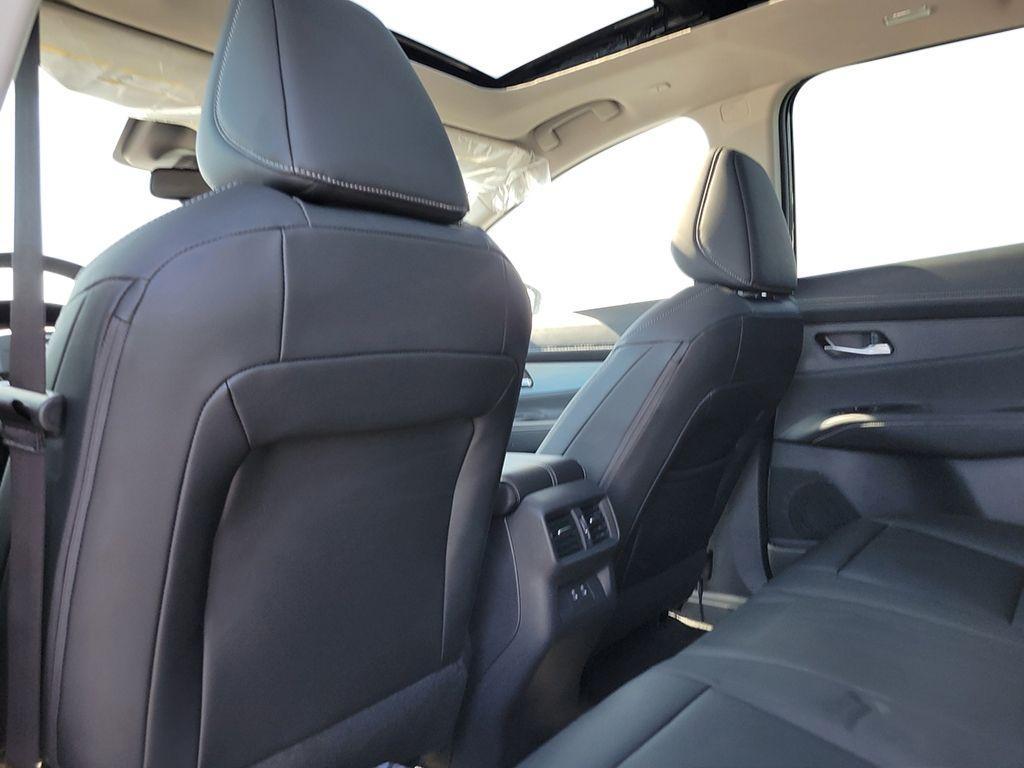 new 2025 Nissan Murano car, priced at $46,364