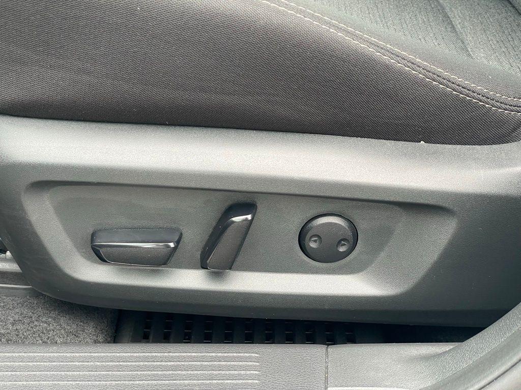 used 2022 Nissan Rogue car, priced at $19,289