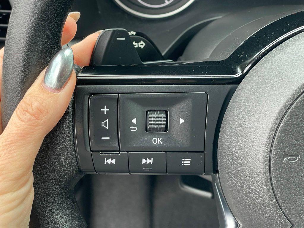 used 2022 Nissan Rogue car, priced at $19,289