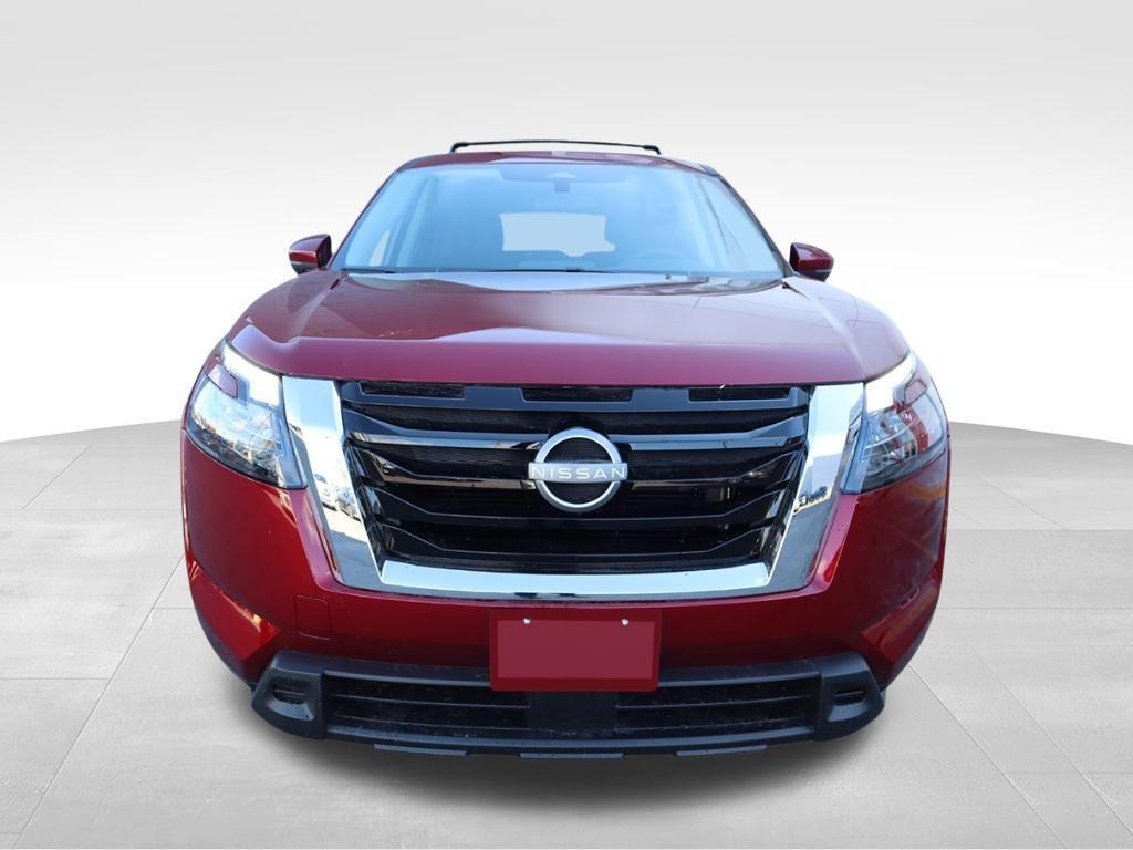 new 2025 Nissan Pathfinder car, priced at $40,359