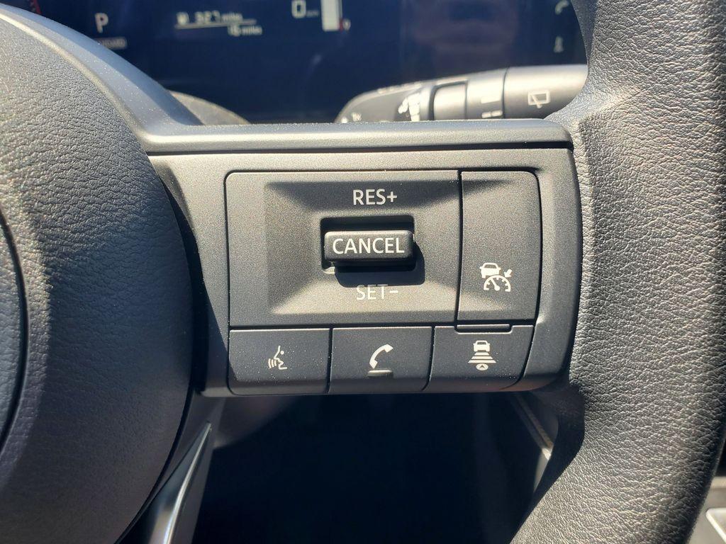 new 2025 Nissan Kicks car, priced at $26,652