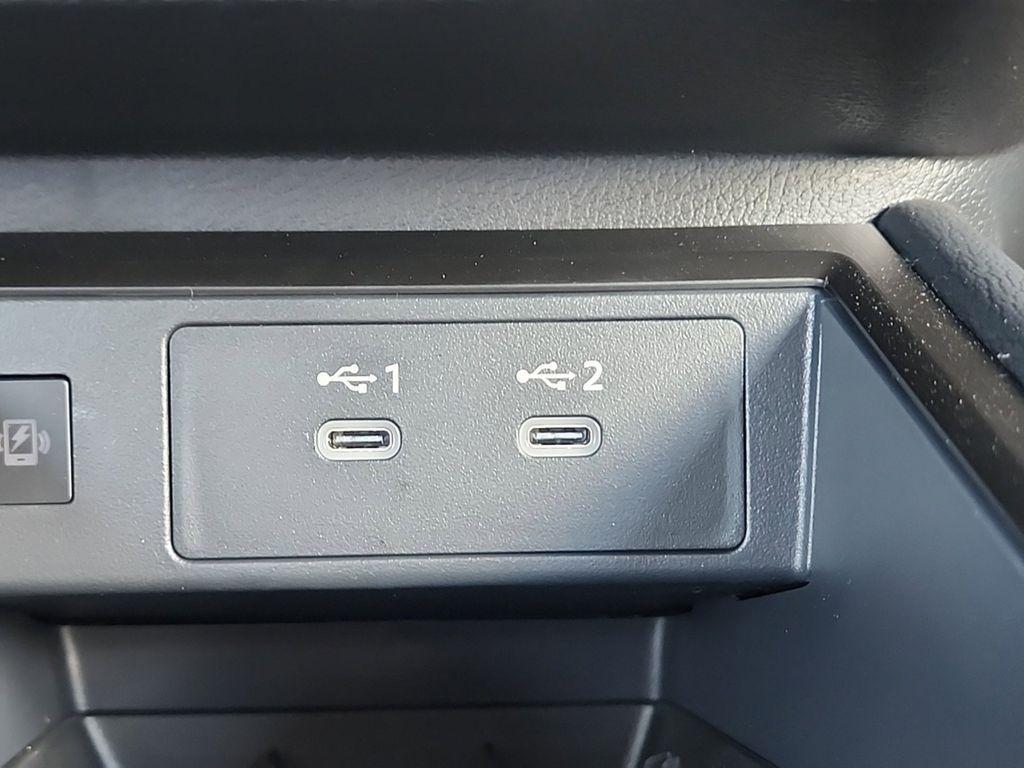 new 2025 Nissan Kicks car, priced at $27,622