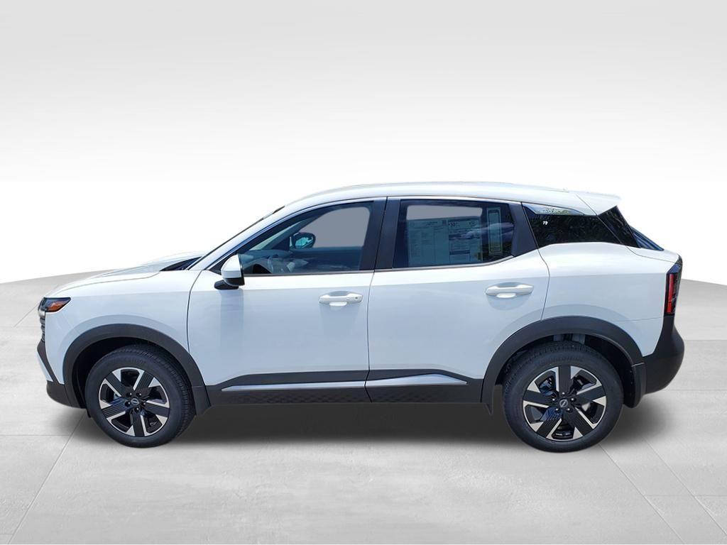 new 2025 Nissan Kicks car, priced at $26,579