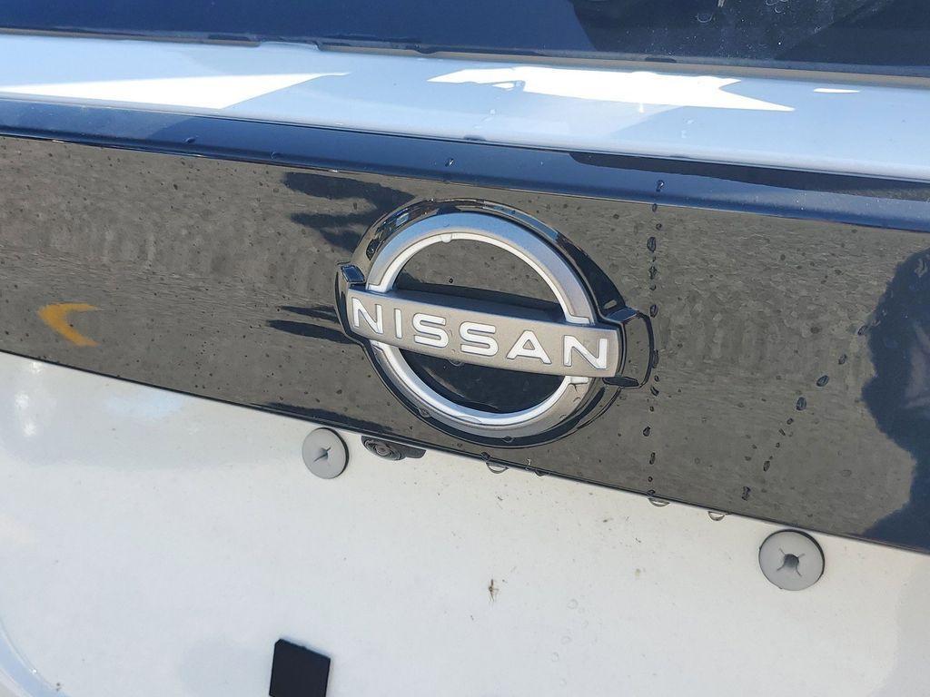 new 2025 Nissan Kicks car, priced at $26,579
