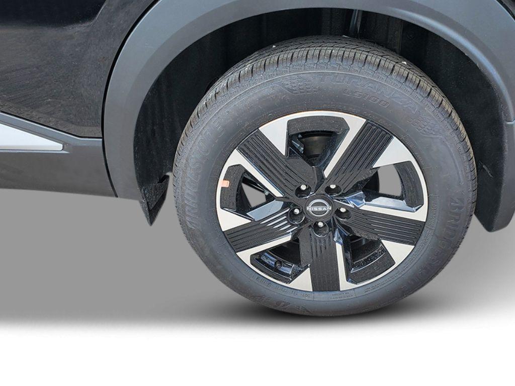 new 2025 Nissan Kicks car, priced at $26,579