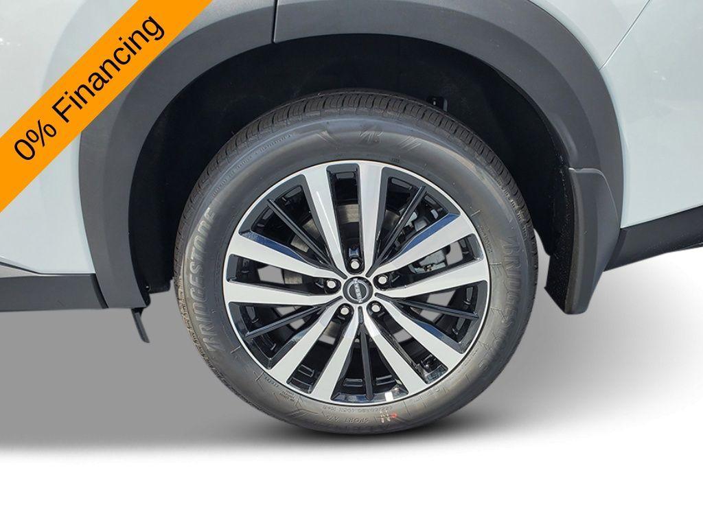 new 2025 Nissan Pathfinder car, priced at $51,697