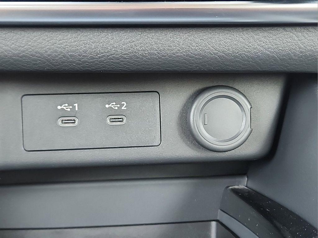new 2025 Nissan Rogue car, priced at $33,425