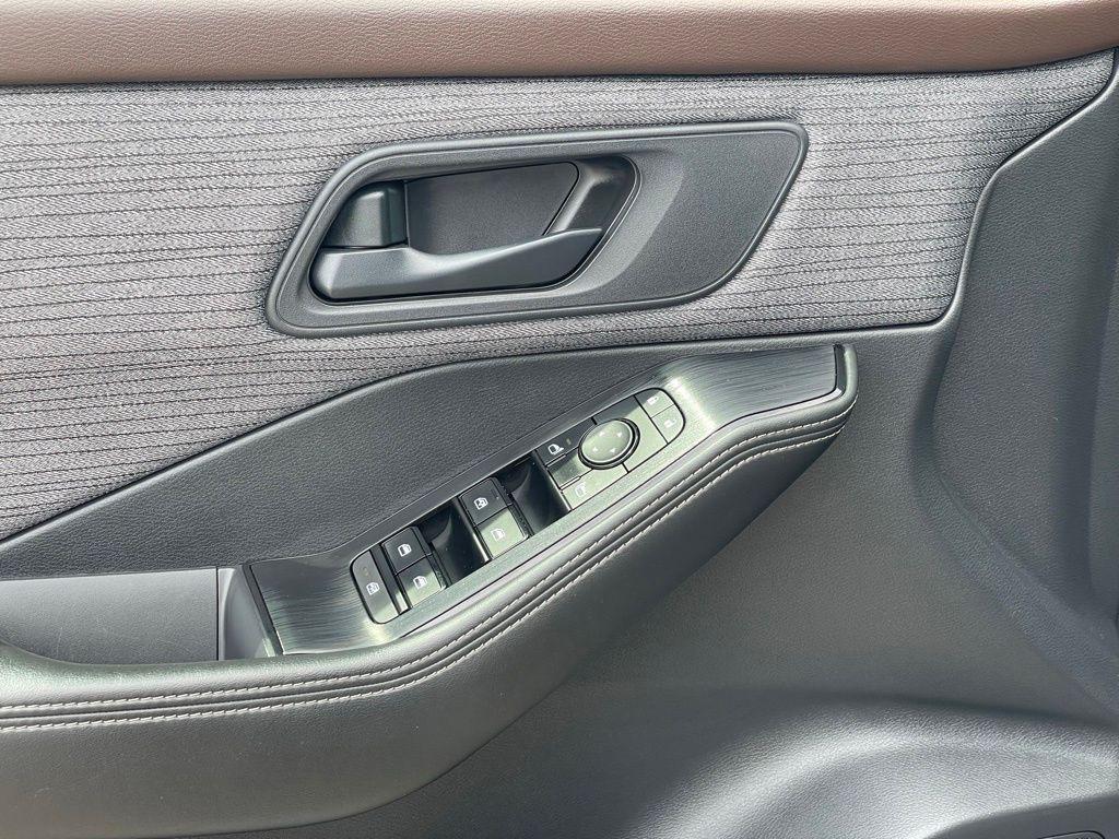 used 2022 Nissan Rogue car, priced at $22,150