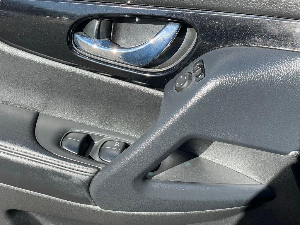 used 2022 Nissan Rogue Sport car, priced at $21,988