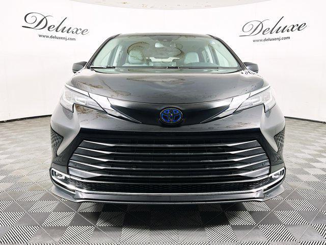 used 2022 Toyota Sienna car, priced at $35,839