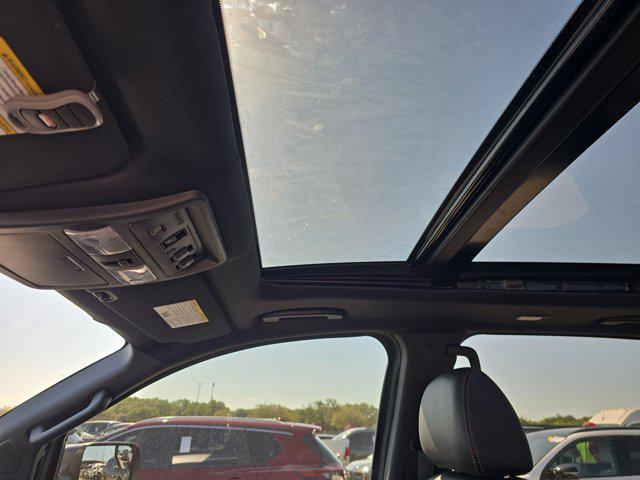 used 2023 Nissan Titan car