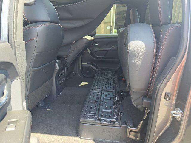 used 2023 Nissan Titan car