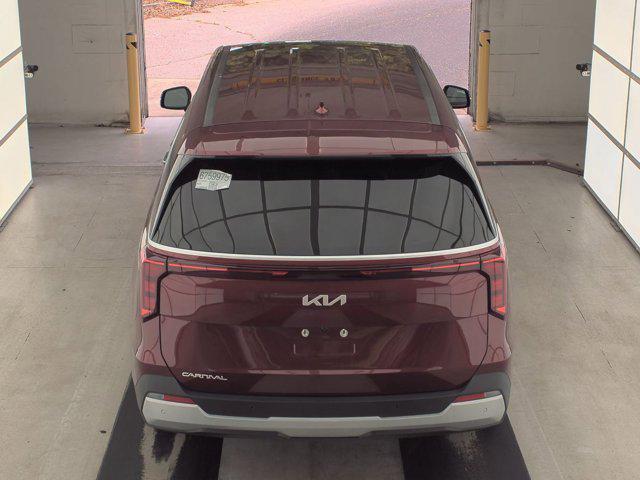 used 2025 Kia Carnival car