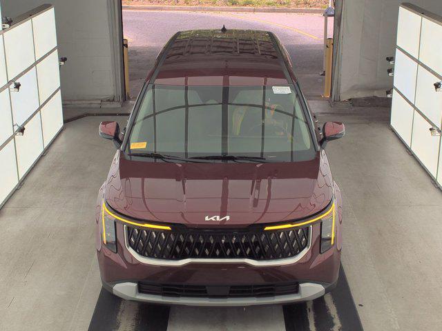 used 2025 Kia Carnival car