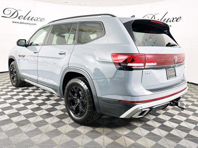 used 2024 Volkswagen Atlas car, priced at $44,578