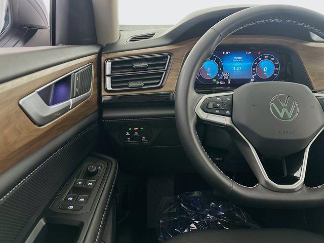 used 2024 Volkswagen Atlas car, priced at $36,824