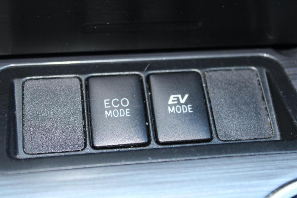 used 2012 Toyota Camry Hybrid car, priced at $11,480