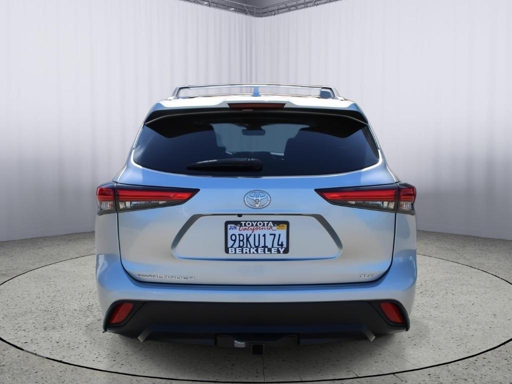 used 2022 Toyota Highlander car, priced at $39,480