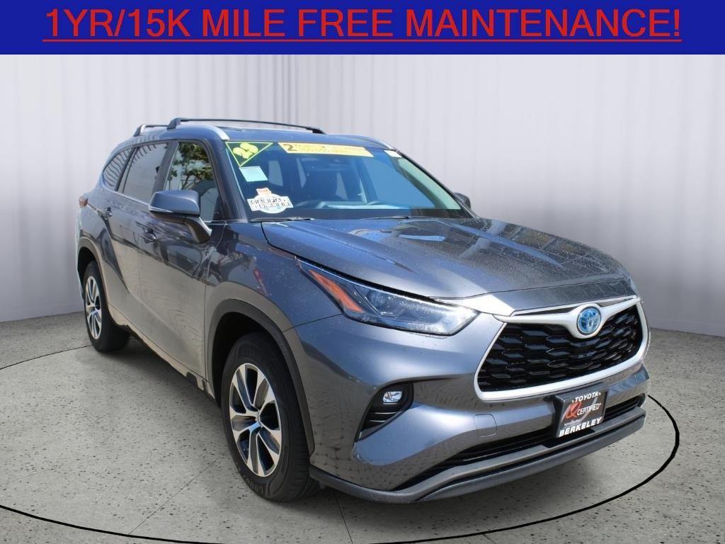 used 2023 Toyota Highlander Hybrid car, priced at $39,290