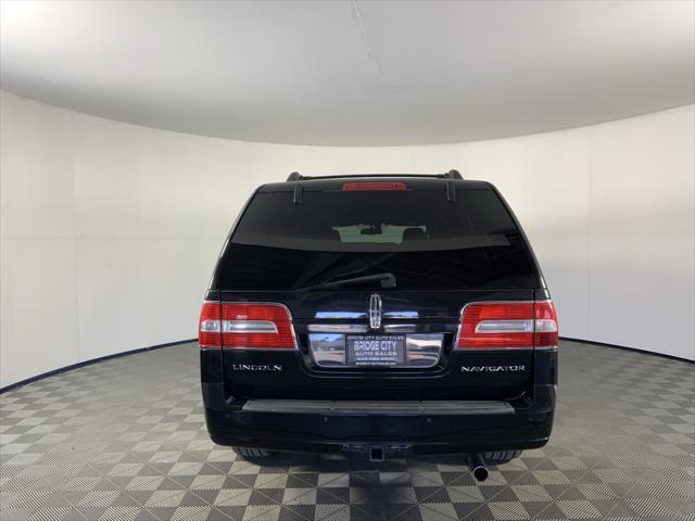 used 2013 Lincoln Navigator car, priced at $13,500
