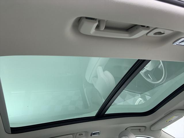 used 2016 Volvo XC90 car, priced at $21,500