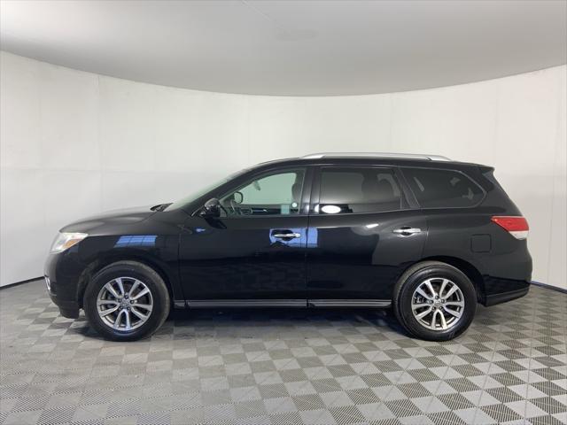 used 2016 Nissan Pathfinder car, priced at $10,998