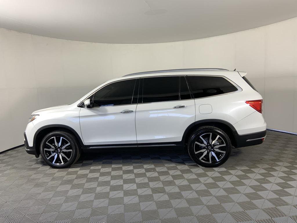 used 2022 Honda Pilot car, priced at $28,998