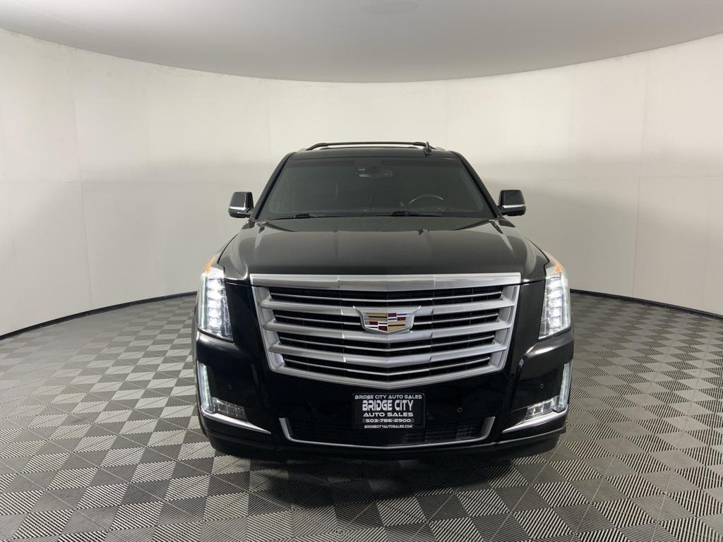 used 2015 Cadillac Escalade ESV car, priced at $27,998