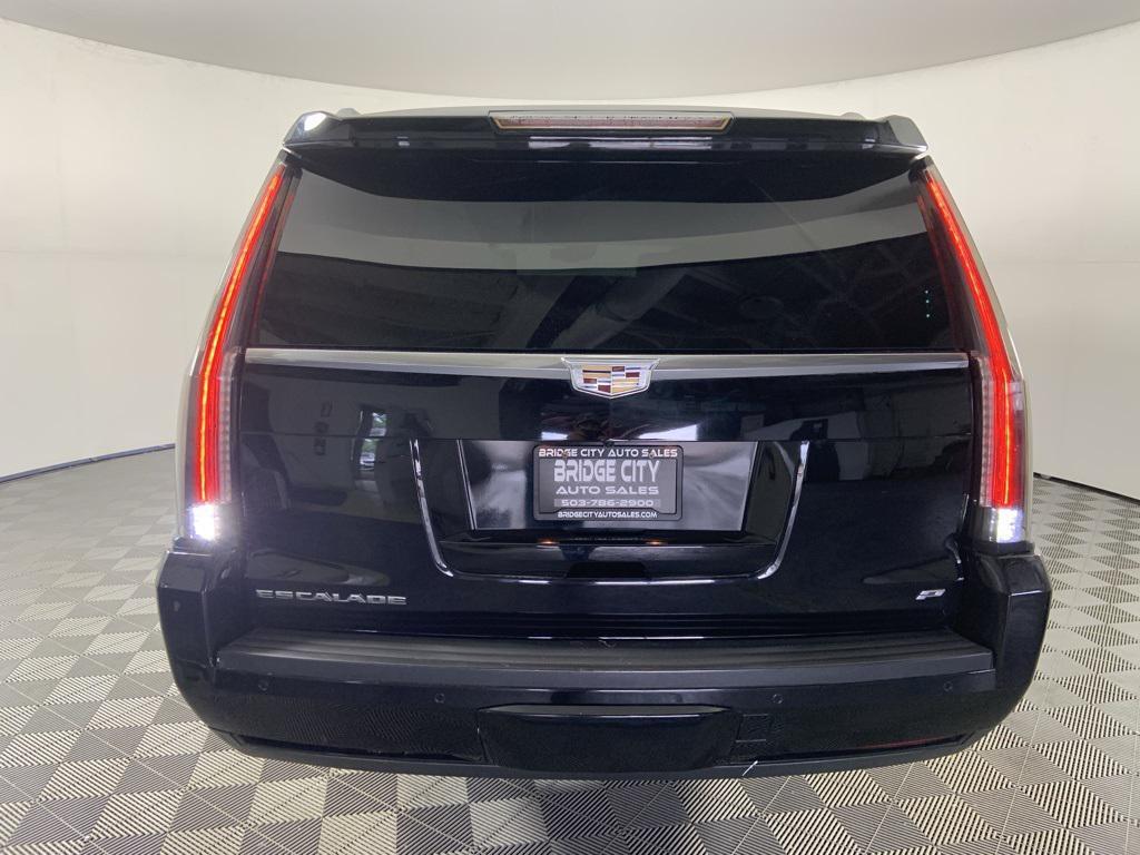 used 2015 Cadillac Escalade ESV car, priced at $27,998