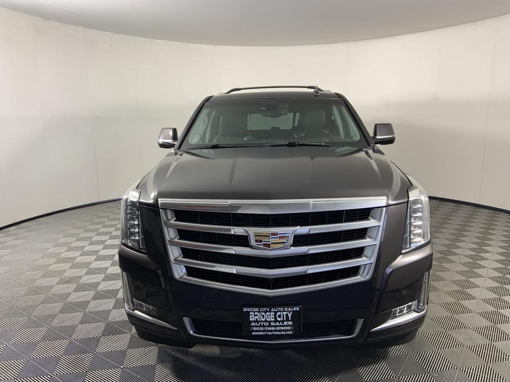 used 2015 Cadillac Escalade ESV car, priced at $22,998