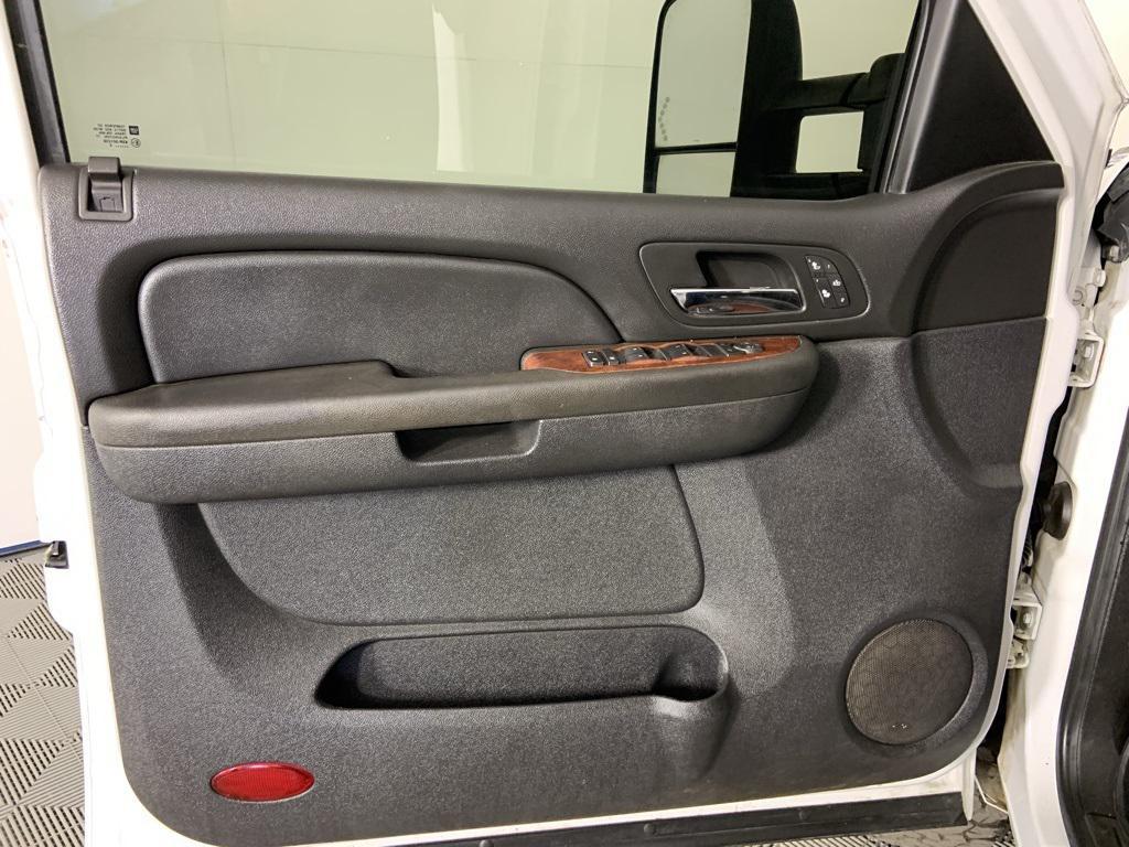 used 2009 Chevrolet Silverado 3500 car, priced at $15,998