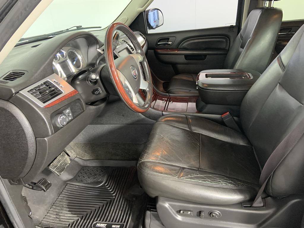 used 2013 Cadillac Escalade car, priced at $16,998