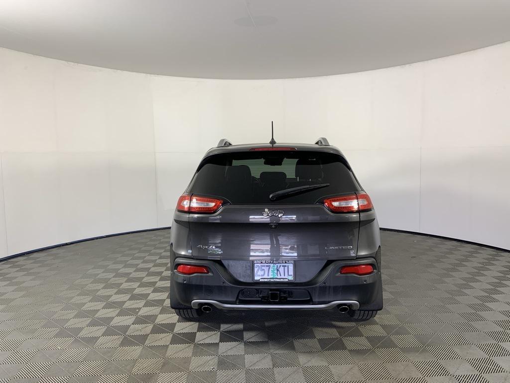 used 2014 Jeep Cherokee car, priced at $10,998