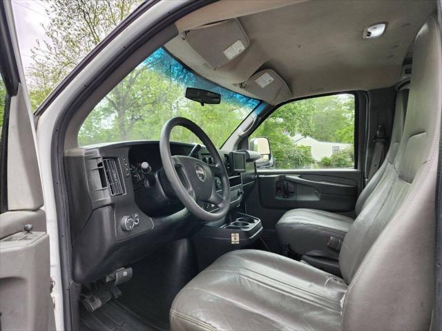 used 2010 GMC Savana 1500 car, priced at $10,495